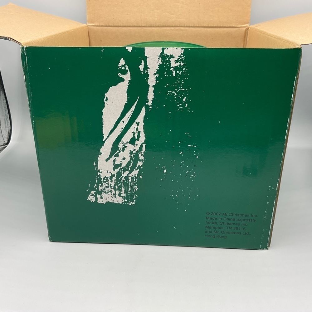 Mr. Christmas Large Ornament Animated Lighted Musical Original Box Hanging Green - Picture 15 of 16